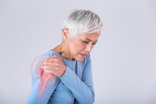 Boulder Chiropractor specializing in shoulder injuries and pain. 