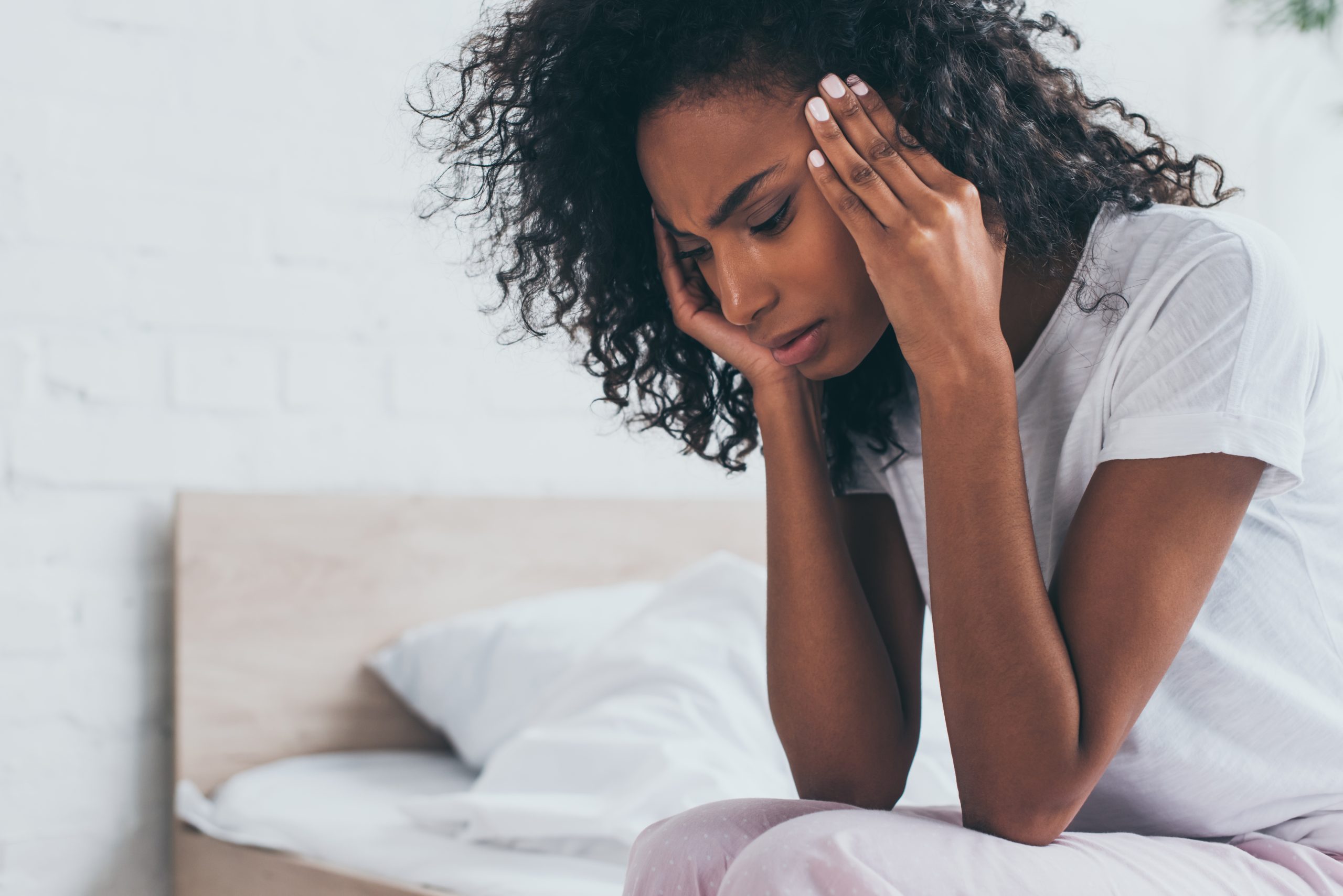 A chiropractor for migraines can help alleviate migraine symptoms and causes